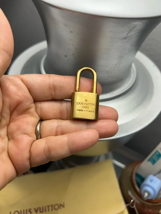 Louis Vuitton Padlock & Key #306 - Picture 4 of 8